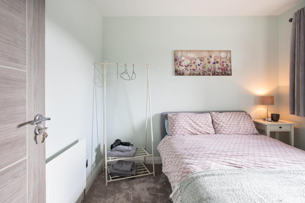 New Lisburn Road Apartment - Free Parking Belfast Bagian luar foto